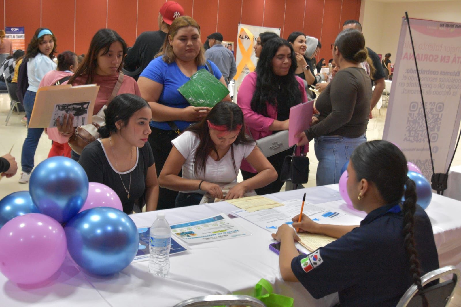 Feria del Empleo para mujeres ofrece más de 500 vacantes en Gómez ...